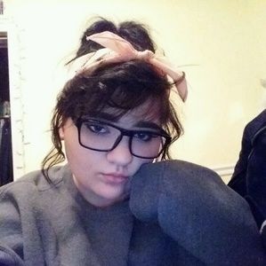 Meet your Posher, Rae